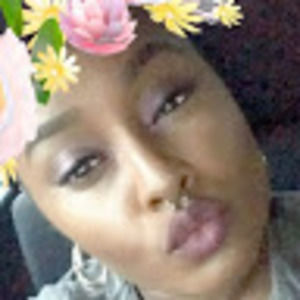 Meet your Posher, Katelyn